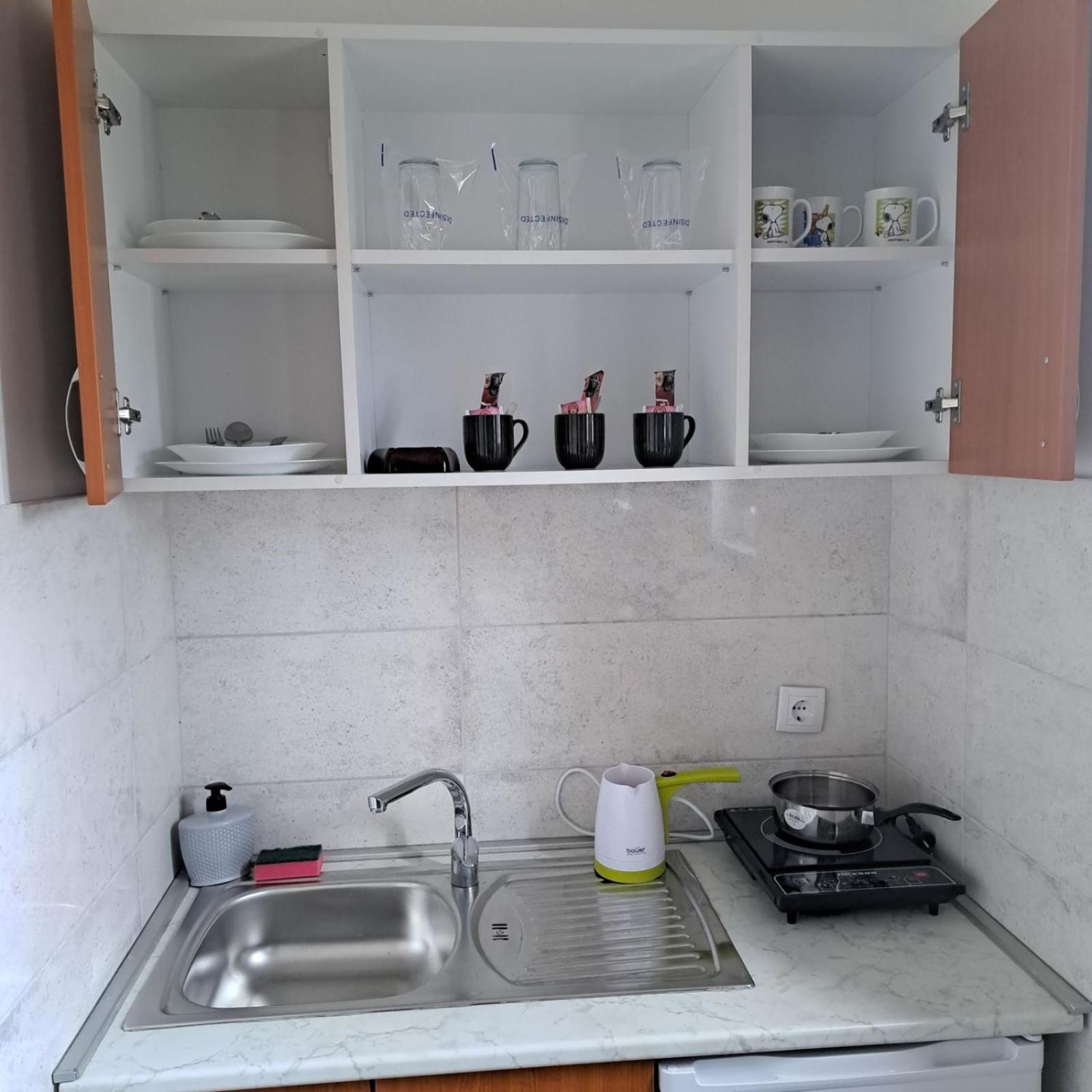 Libero Apartmani Surčin Habitación foto