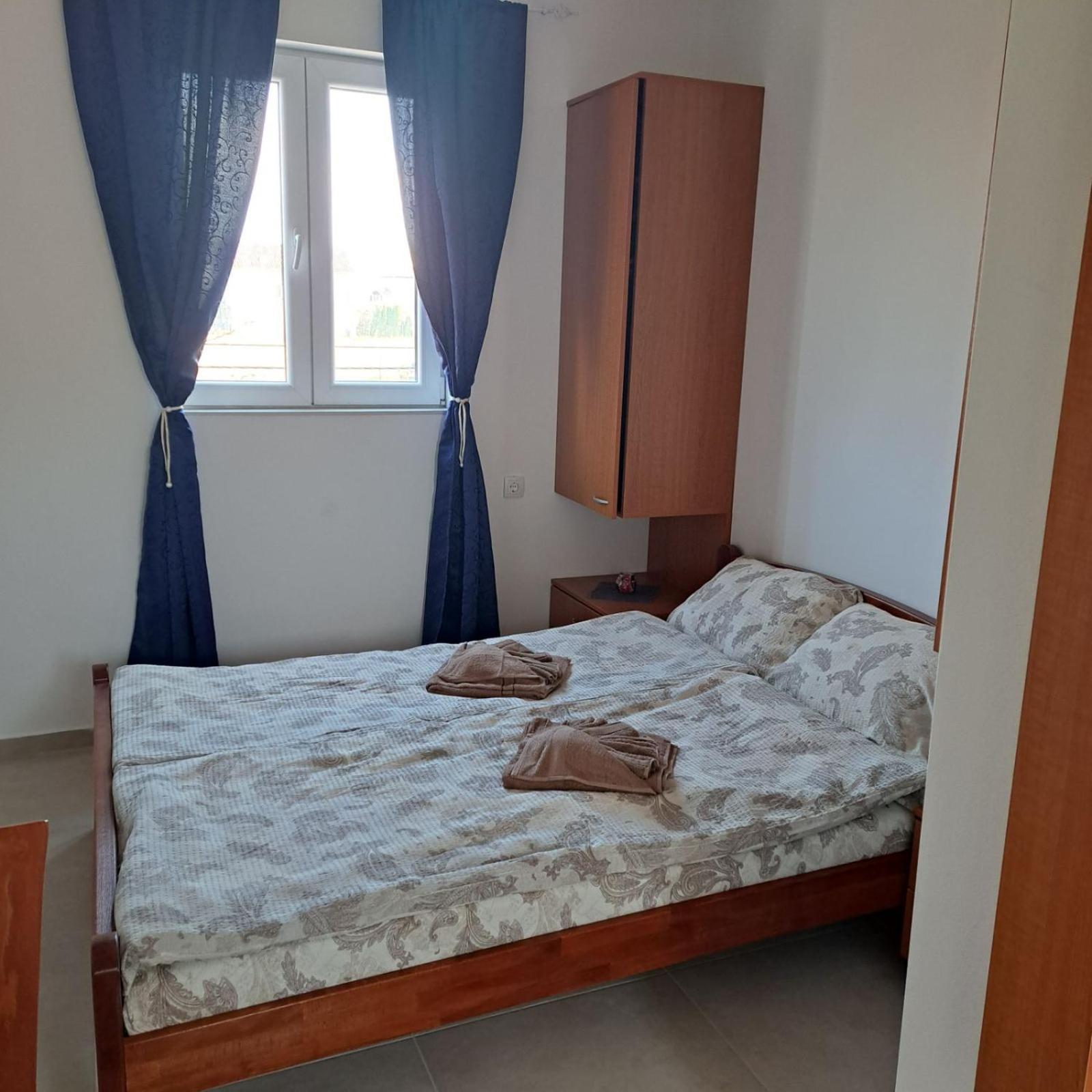 Libero Apartmani Surčin Habitación foto