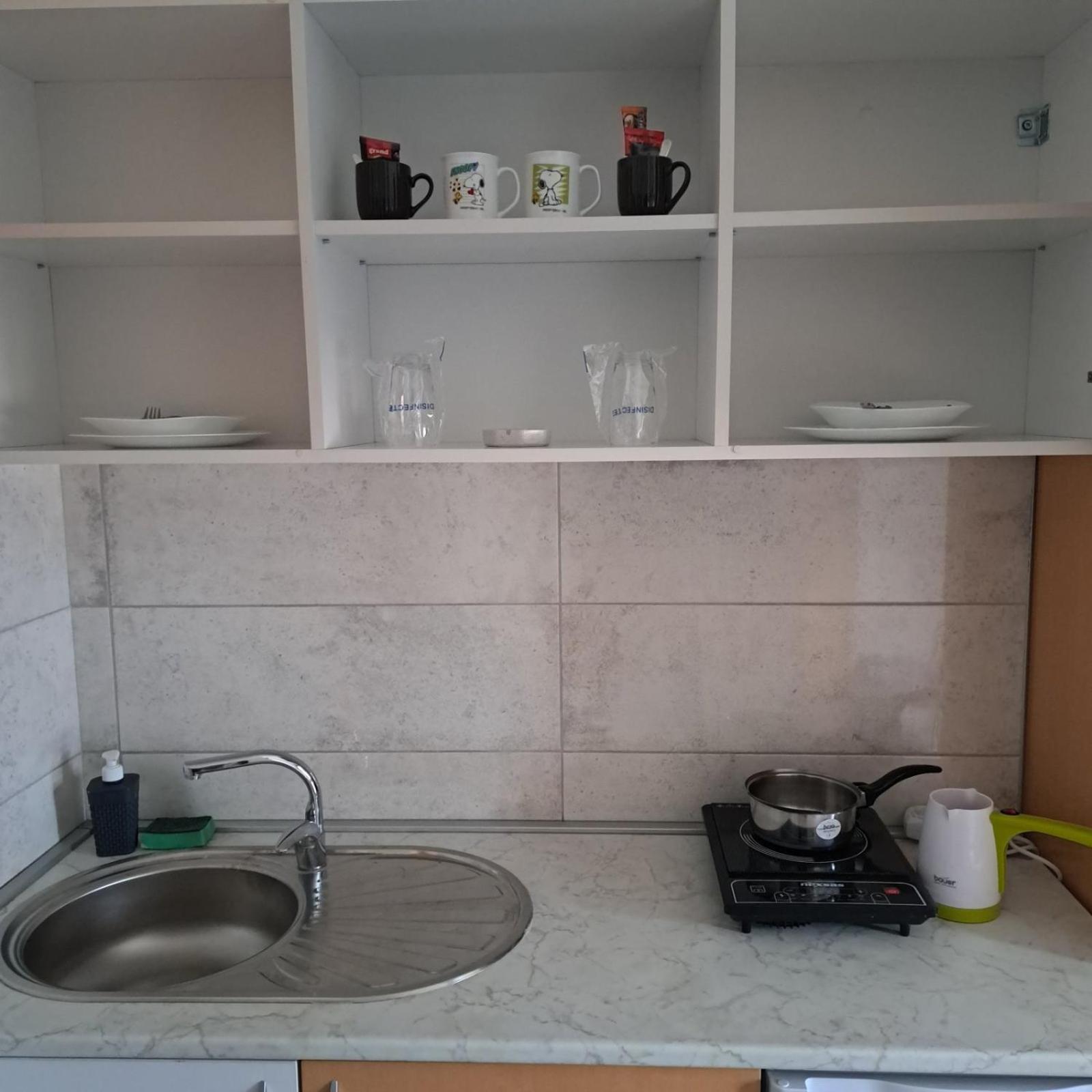 Libero Apartmani Surčin Habitación foto