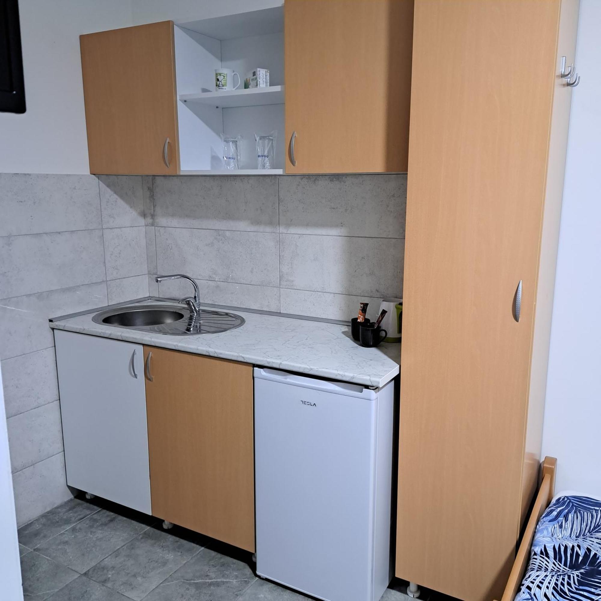 Libero Apartmani Surčin Exterior foto